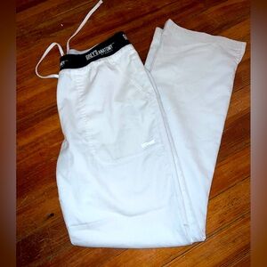Grey’s Anatomy scrub pants size small. 2 pairs !!